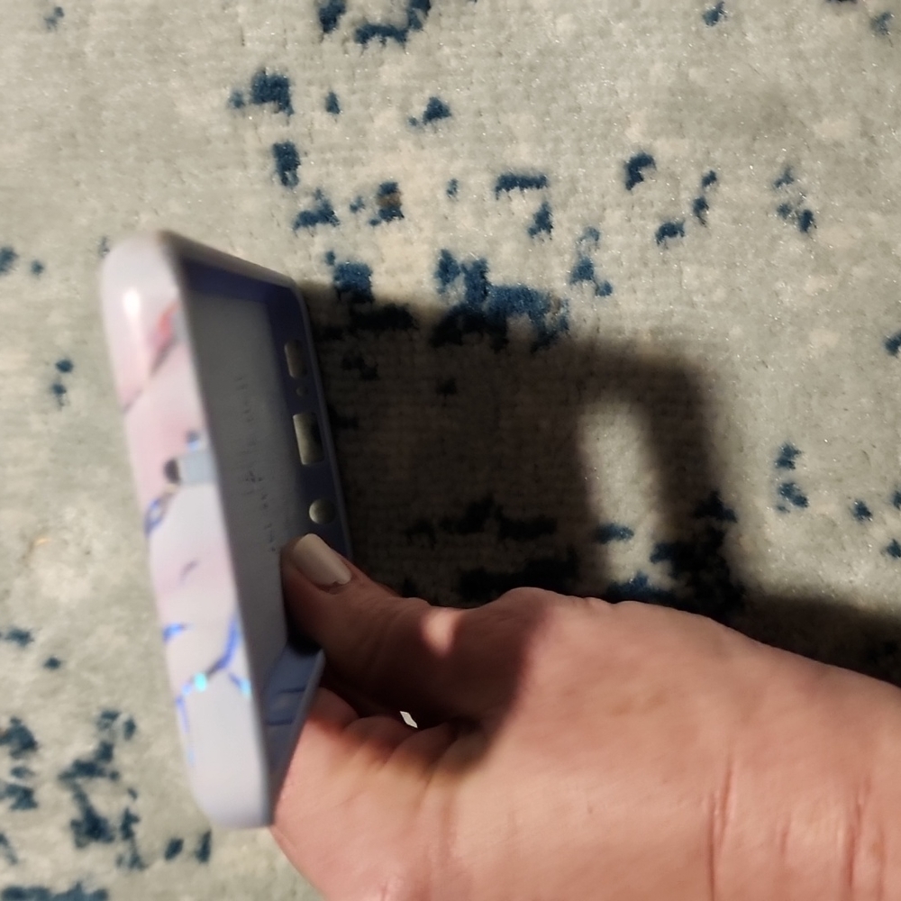 Phone case - Picture 6 of 7